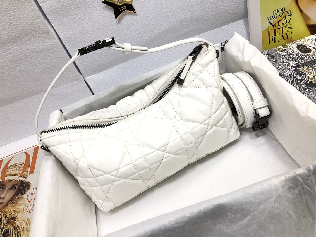 MEDIUM DIOR TRAVEL NOMAD POUCH