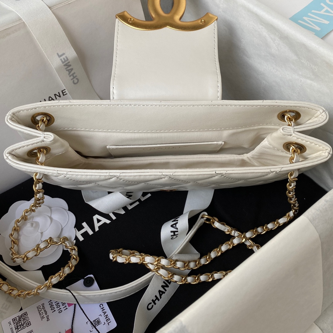 CHANEL BAGUETTE BAG WHITE 4.5 × 9.4 × 1.8 in