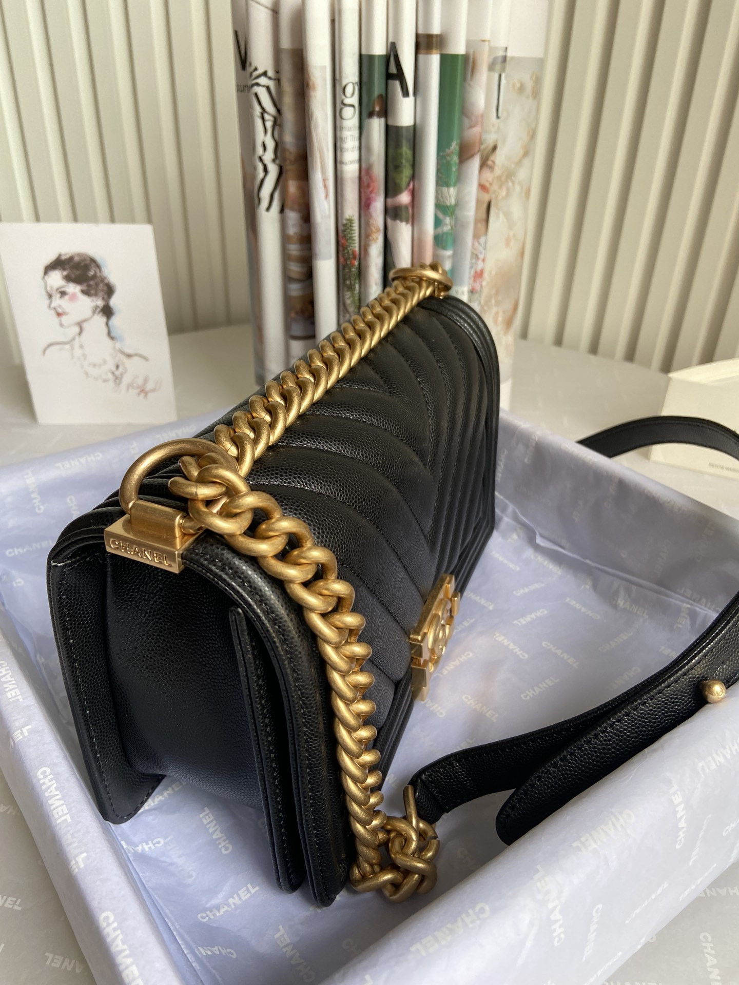 BOY CHANEL HANDBAG Shiny Grained Calfskin Black 5.9 × 9.8 × 3.5 in