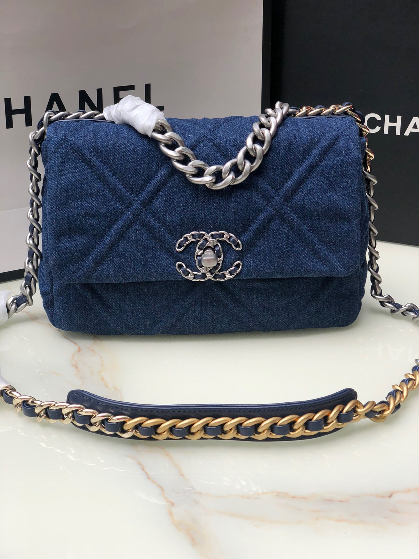 CHANEL 19 HANDBAG, Gold-Tone, Silver-Tone & Ruthenium-Finish Metal Navy 6.2 × 10.1 × 3.5 in