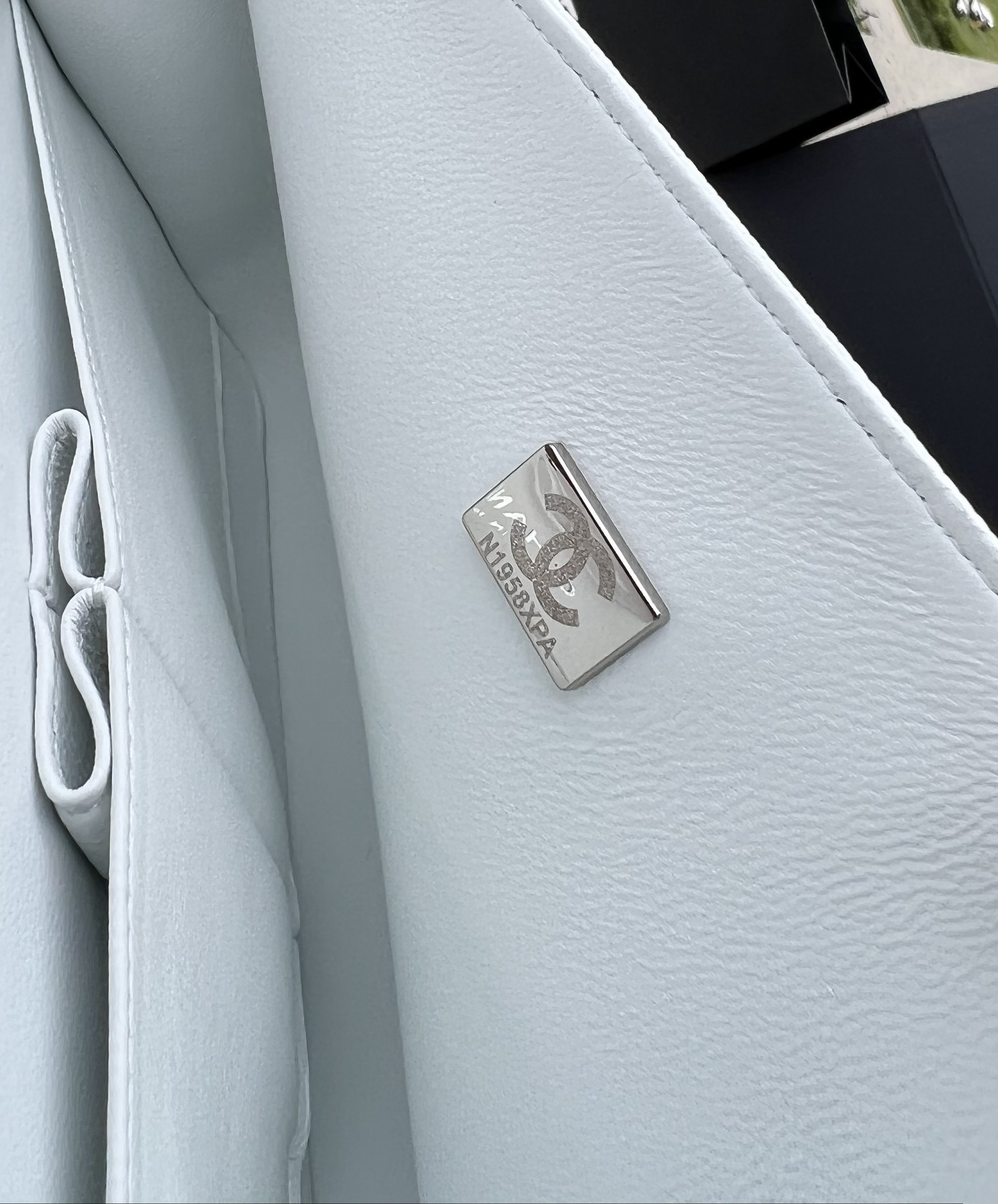 CHANEL CLASSIC HANDBAG GRAINED CALFSKIN & SILVER-TONE METAL WHITE 6 × 9.9 × 2.5 in