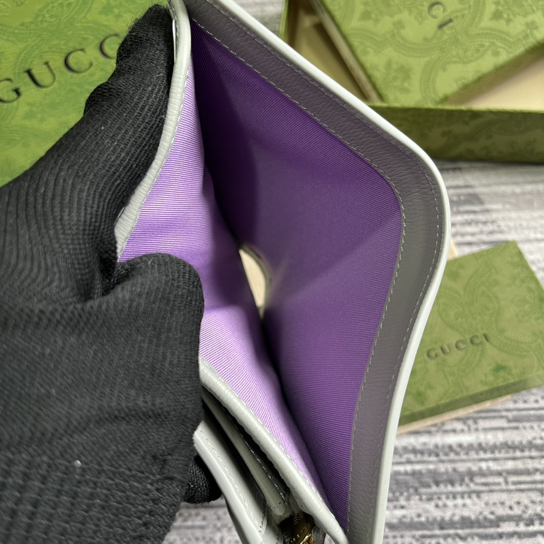 Gucci Script Zip-Around Wallet gray 14 x 18.5 x 3cm