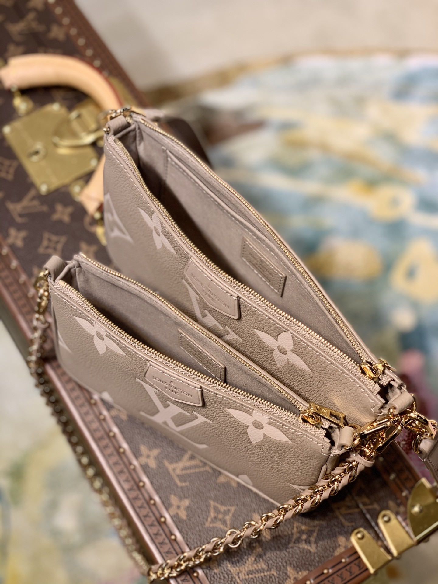 LOUIS VUITTON Multi Pochette Accessoires 9.4 x 5.3 x 1.6 inches