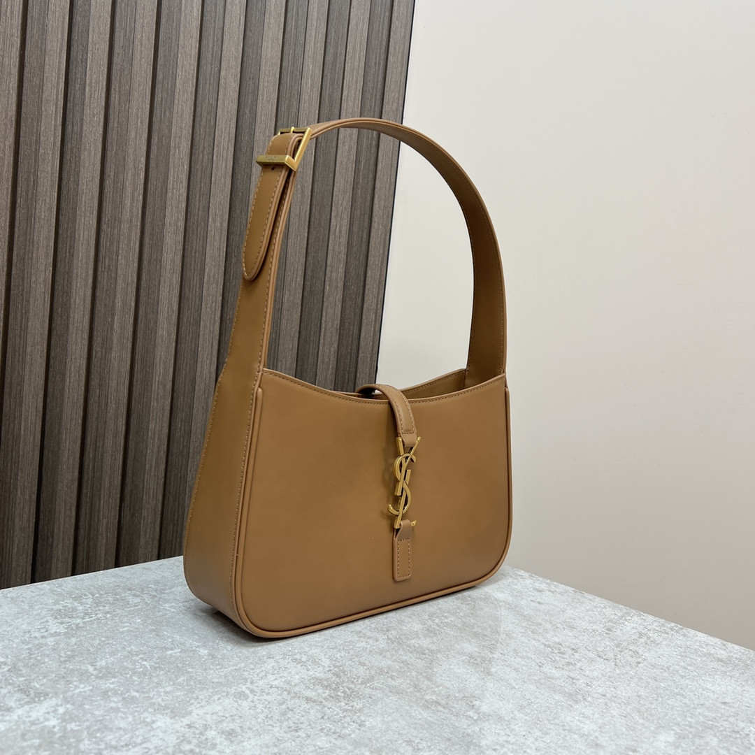 YSL LE 5 À 7 IN SMOOTH LEATHER COFFEE 9 X 6.3 X 2.5 INCHES