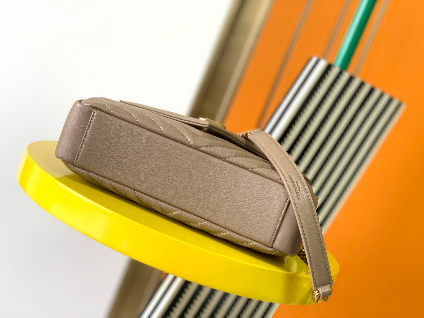 YSL COLLEGE MEDIUM IN QUILTED LEATHER BROWN 9.4 X 6.6 X 2.5 INCHES