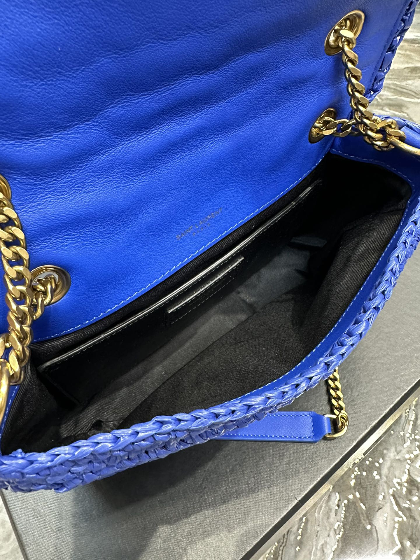 YSL NIKI CHAIN BAG IN RAFFIA AND LEATHER BLUE 22×16.5×12 CM