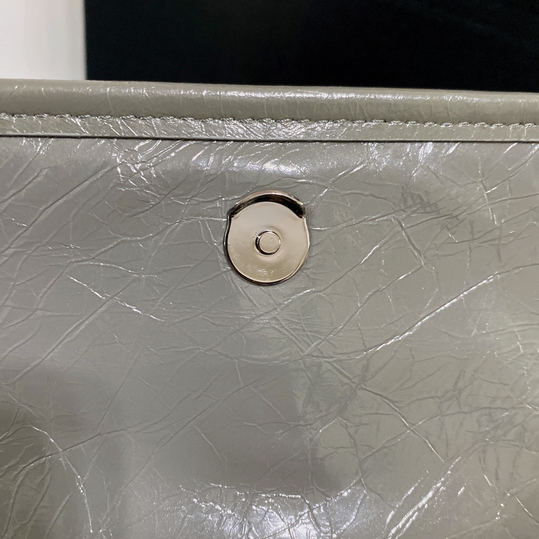 YSL NIKI BABY IN VINTAGE LEATHER STORM 8.2 X 6 X 2.9 INCHES