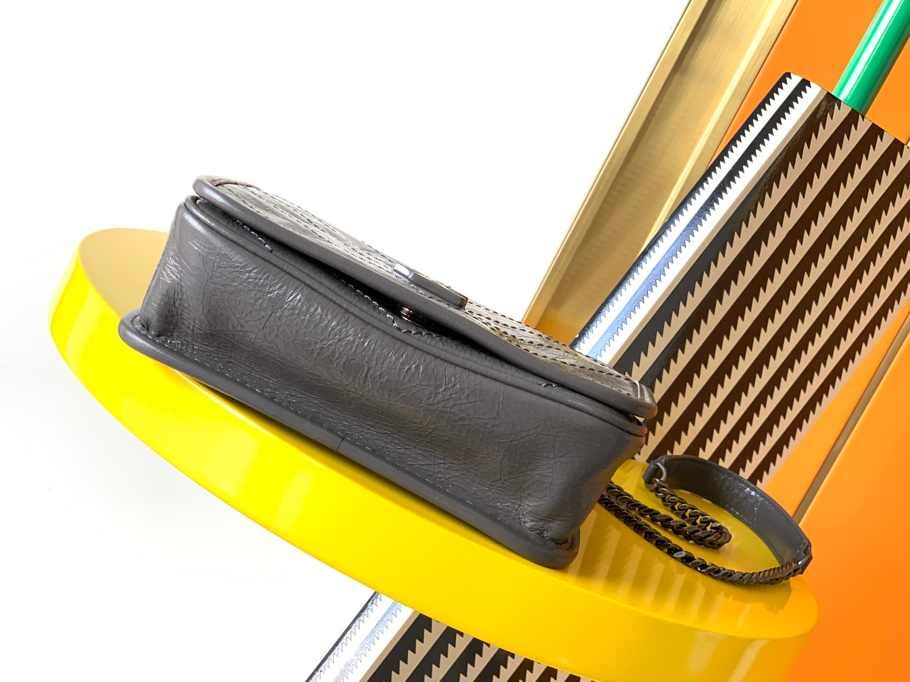 YSL NIKI CHAIN WALLET IN SHINY LEATHER GRAY 19 x 15 x 6 CM