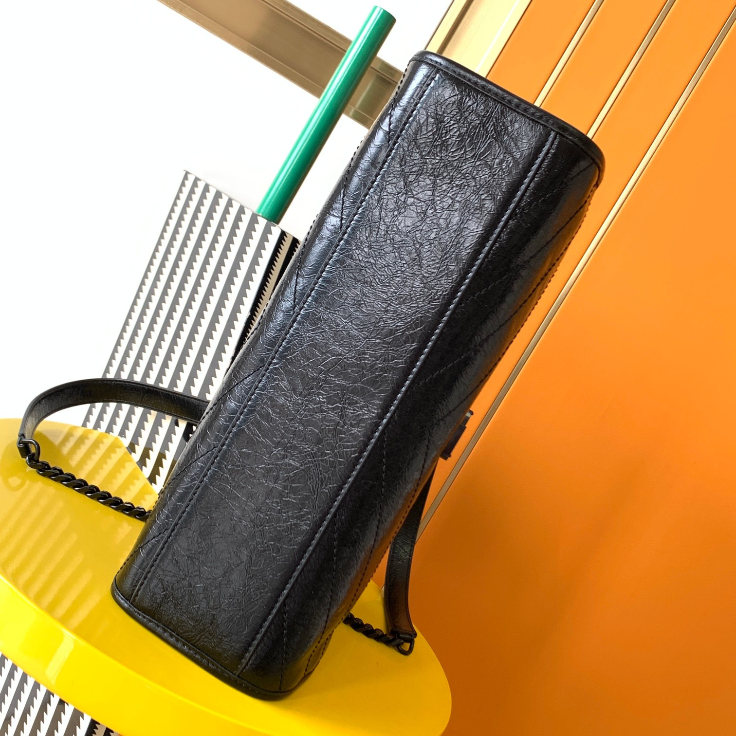 YSL NIKI SHOPPING IN VINTAGE LEATHER 12.9 X 10.6 X 4.5 INCHES