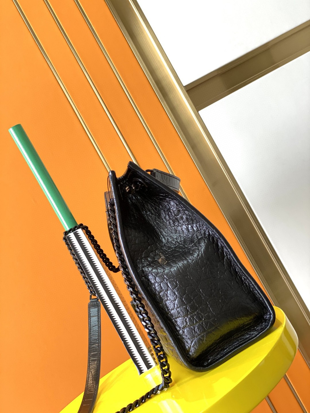 YSL NIKI SHOPPING IN CROCODILE-EMBOSSED LEATHER 12.9 X 10.6 X 4.5 INCHES