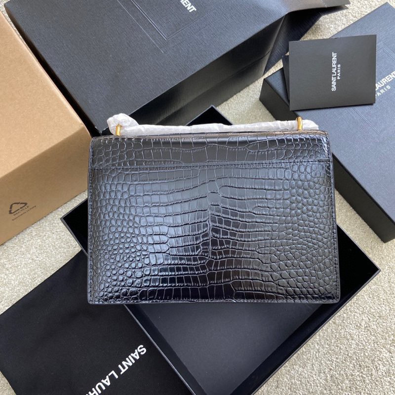 YSL SUNSET MEDIUM IN CROCODILE-EMBOSSED LEATHER BLACK 8 X 6.2 X 2.5 INCHES