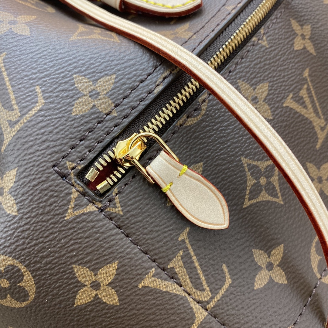 Louis Vuitton M43431 MONTSOURIS 29 x 25.5 x 9 cm