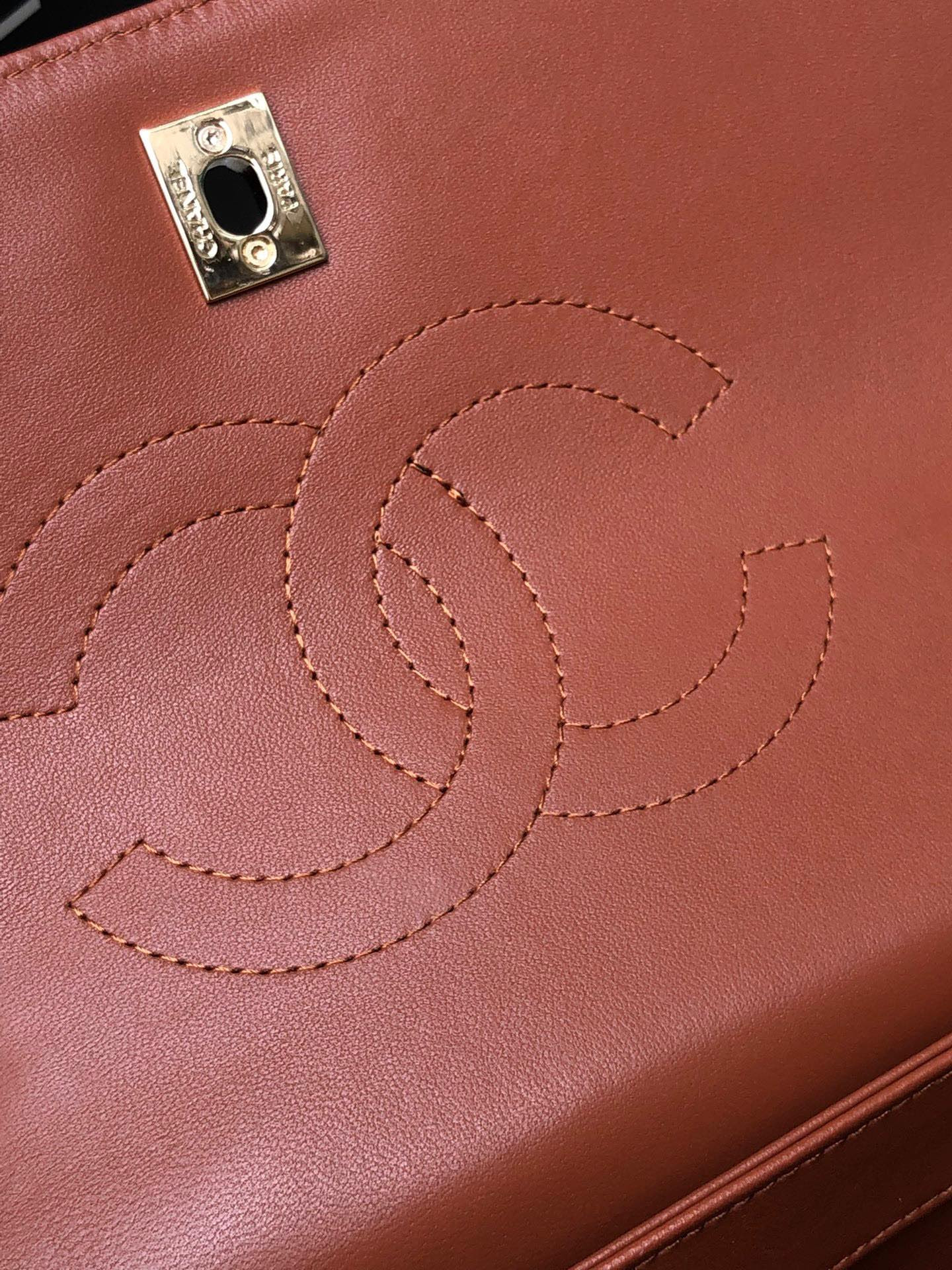 CHANEL FLAP BAG WITH TOP HANDLE ORANGE 6.6 × 9.8 × 4.7 in