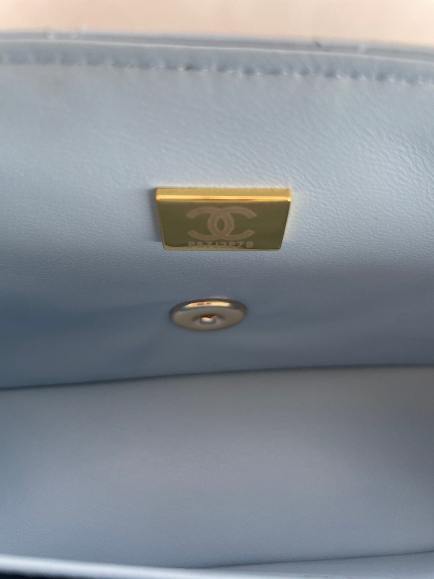 Chanel Mini Classic Handbag With Top Handle 12 × 20 × 6 cm