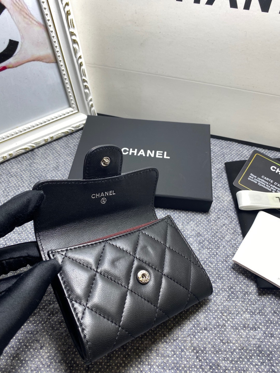 CHANEL FLAP WALLET 12 x 8.5cm