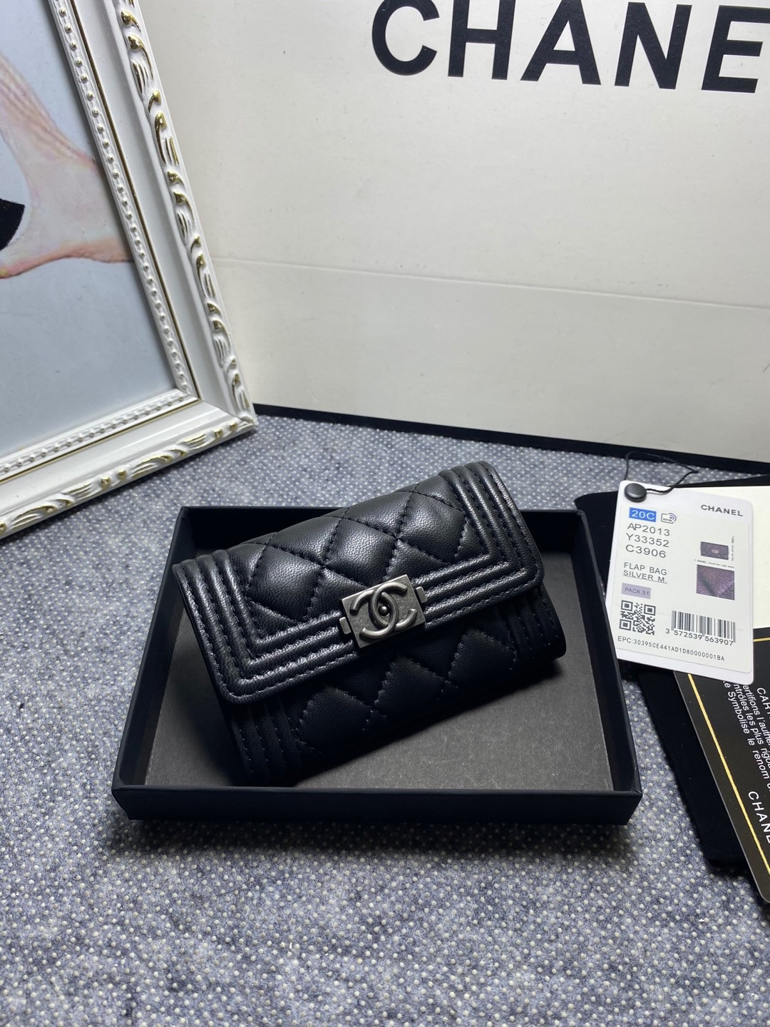 CHANEL FLAP WALLET 12-7CM