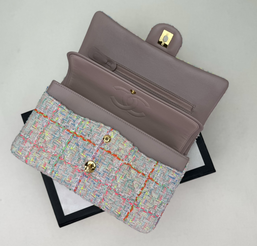 CHANEL CLASSIC 11.12 HANDBAG  4.7 × 7.8 × 2.3 in