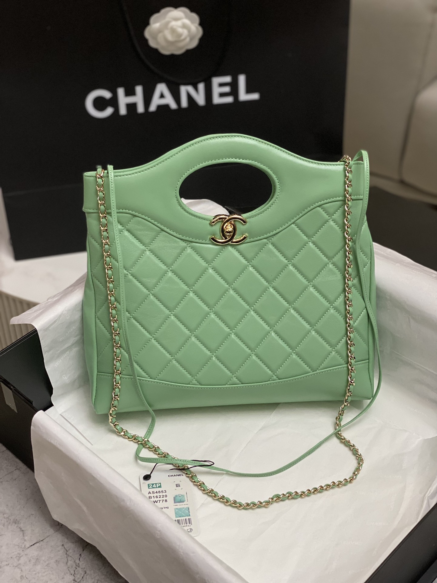 CHANEL SHOPPING BAG Shiny Lambskin & Gold-Tone Metal Light green 11.7 × 11.3 × 3.5 in