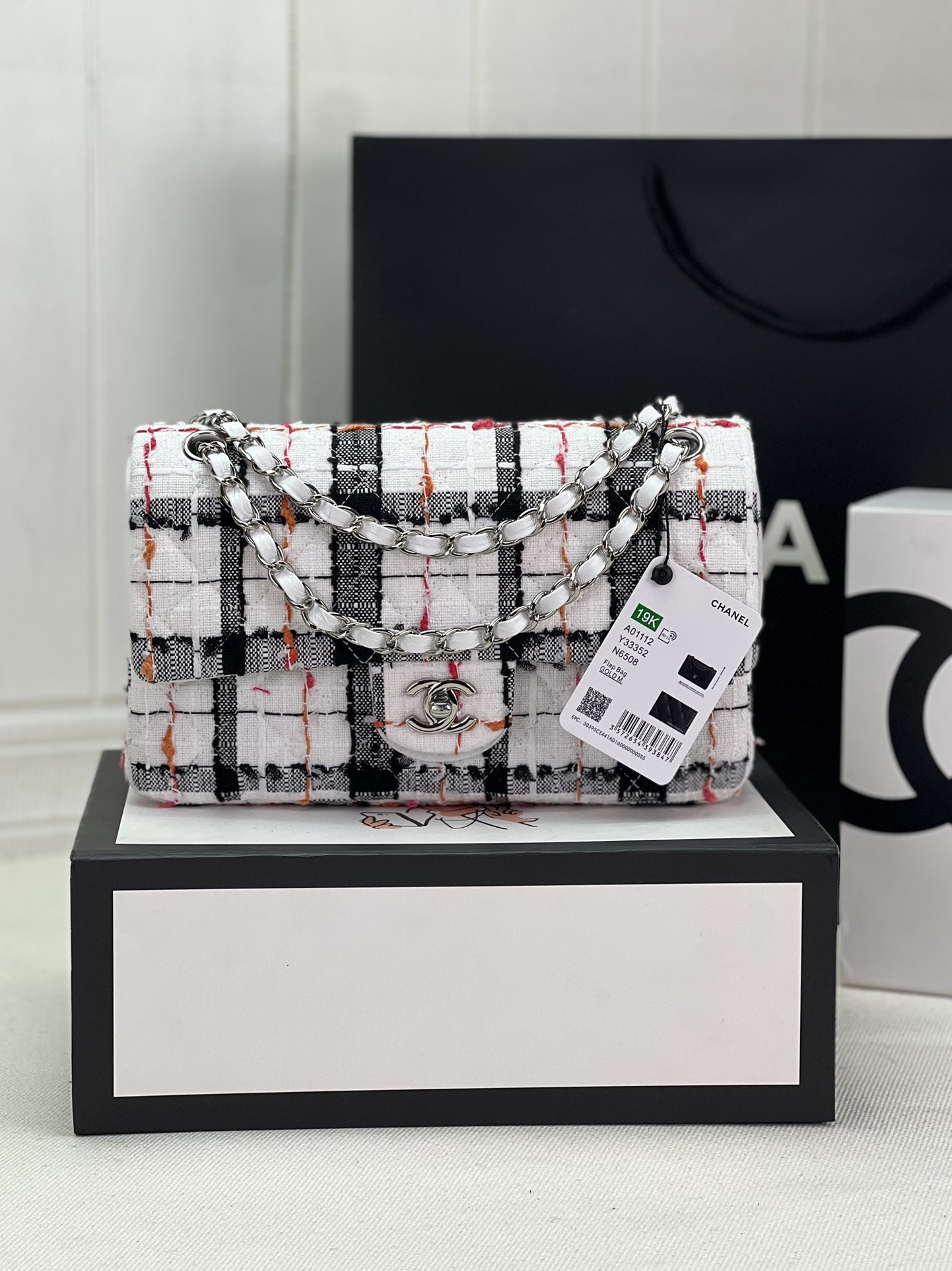 CHANEL CLASSIC 11.12 HANDBAG Tweed & Silver-Tone Metal   6 × 9.9 × 2.5 in