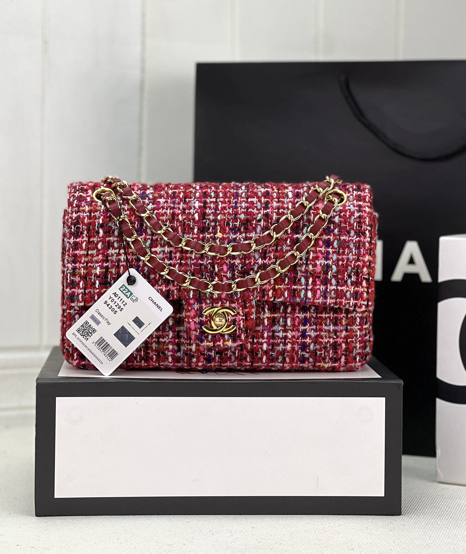 CHANEL CLASSIC 11.12 HANDBAG Tweed & Gold-Tone Metal   6 × 9.9 × 2.5 in