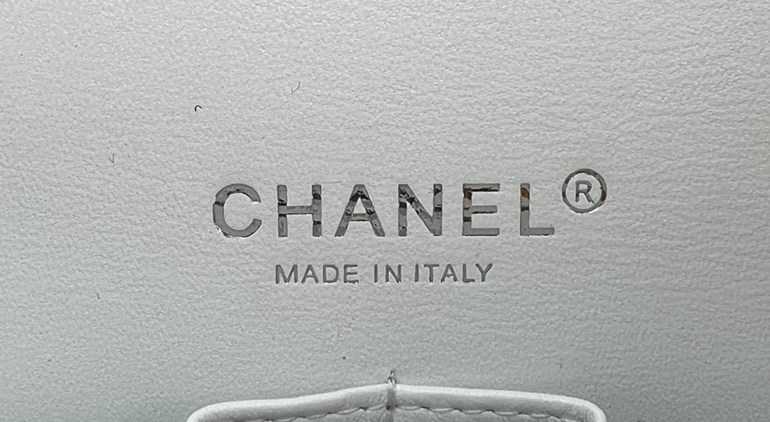 CHANEL MINI CLASSIC 11.12 HANDBAG Tweed & Silver-Tone Metal  4.7 × 7.8 × 2.3 in