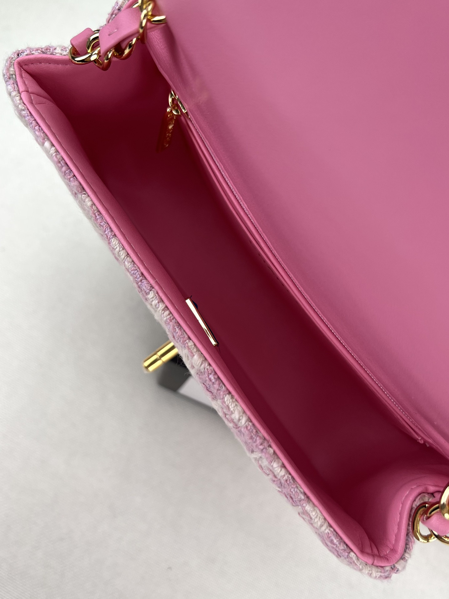 CHANEL MINI CLASSIC 11.12 HANDBAG Tweed & Gold-Tone Metal 4.7 × 7.8 × 2.3 in