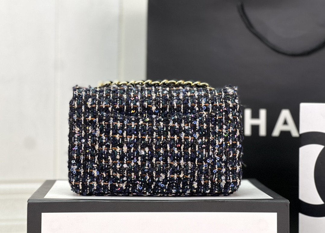 CHANEL MINI CLASSIC 11.12 HANDBAG Tweed & Gold-Tone Metal 4.7 × 7.8 × 2.3 in