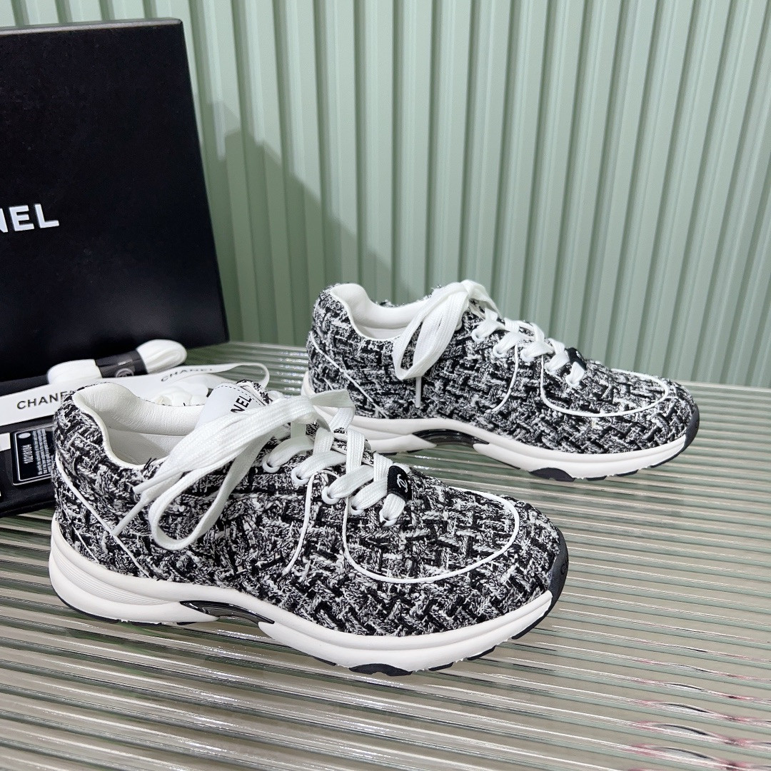 UA CHANEL SNEAKERS Tweed