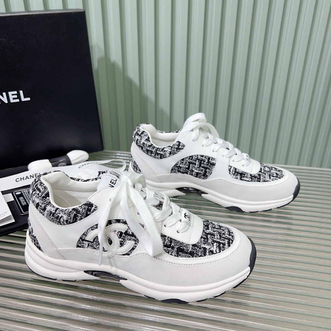 UA CHANEL SNEAKERS Tweed