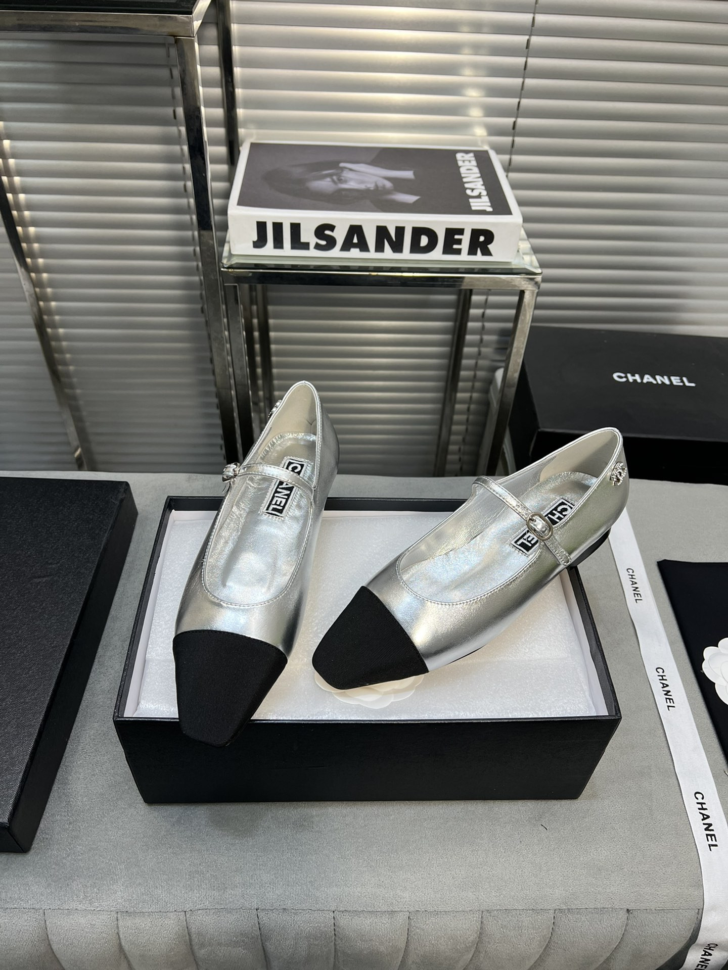 UA CHANEL MARY JANES Lambskin