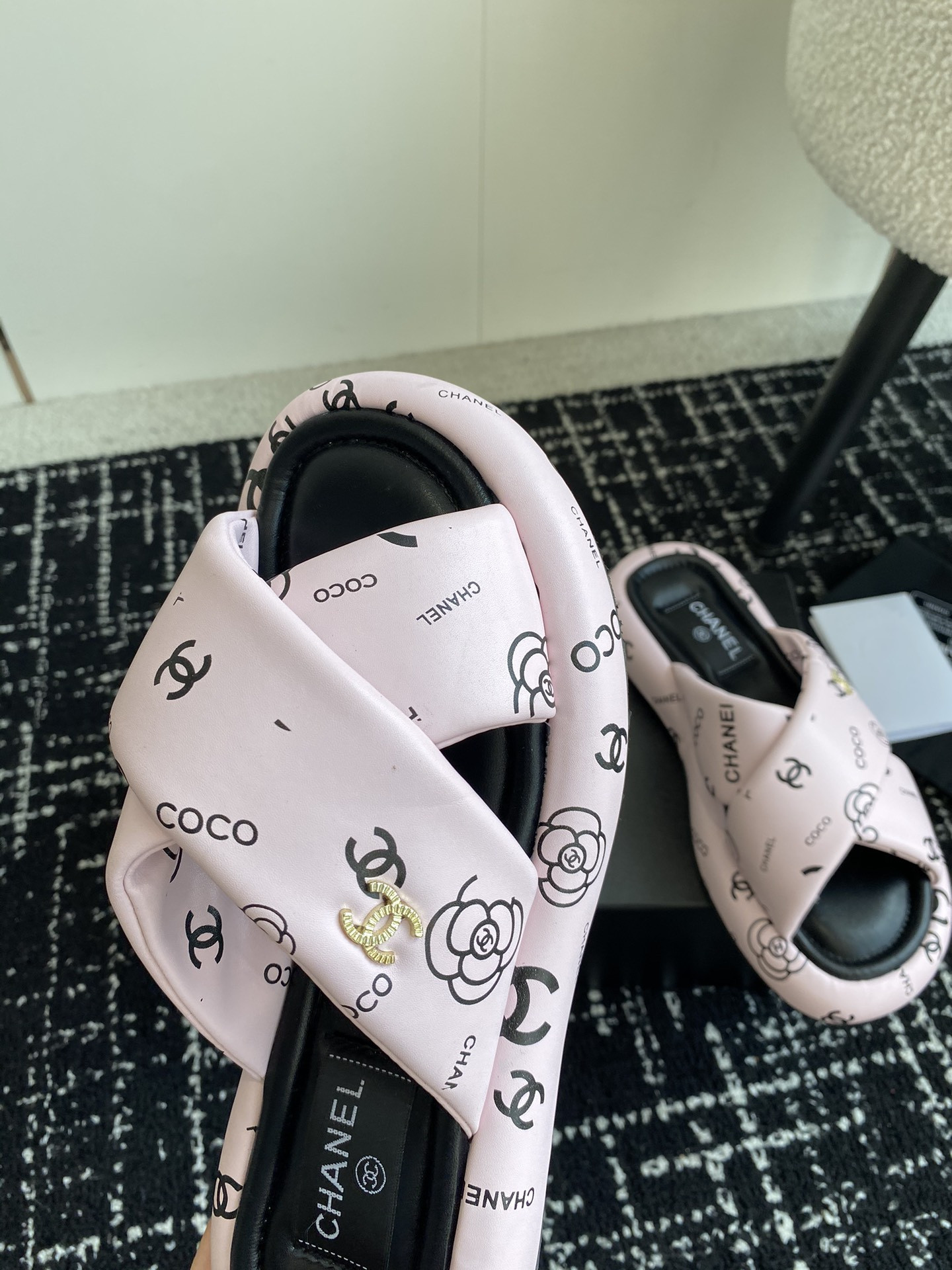 UA CHANEL SLIPPERS
