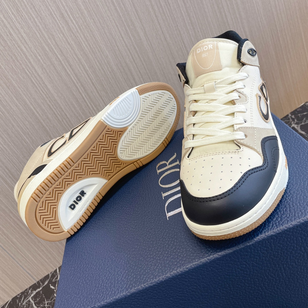UA DIOR B57 Mid-Top Sneaker