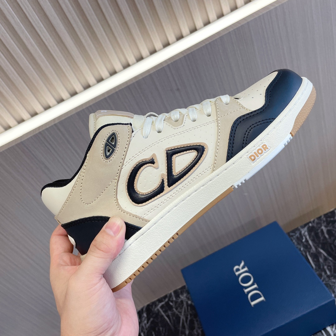 UA DIOR B57 Mid-Top Sneaker