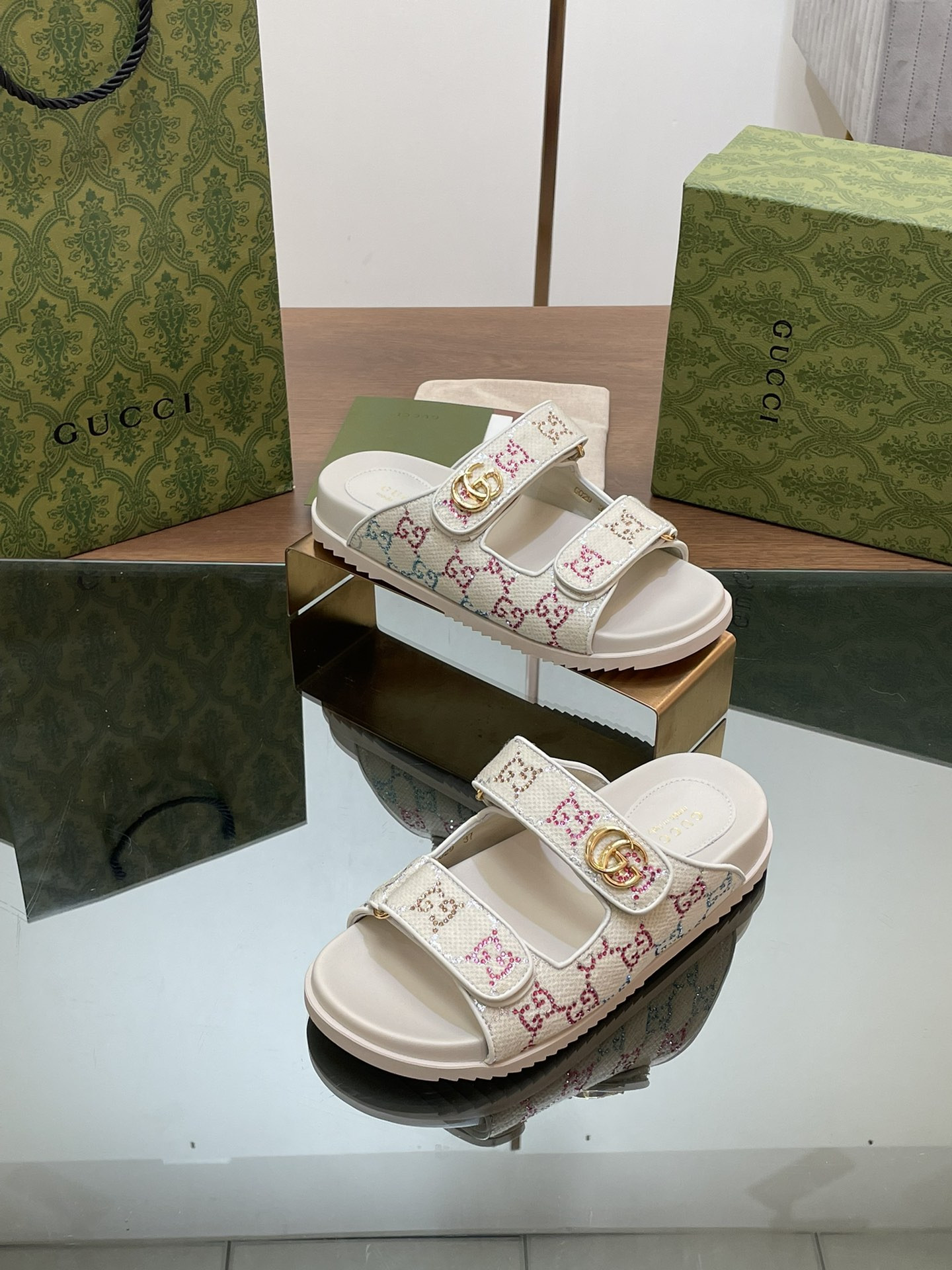 UA GUCCI WOMEN