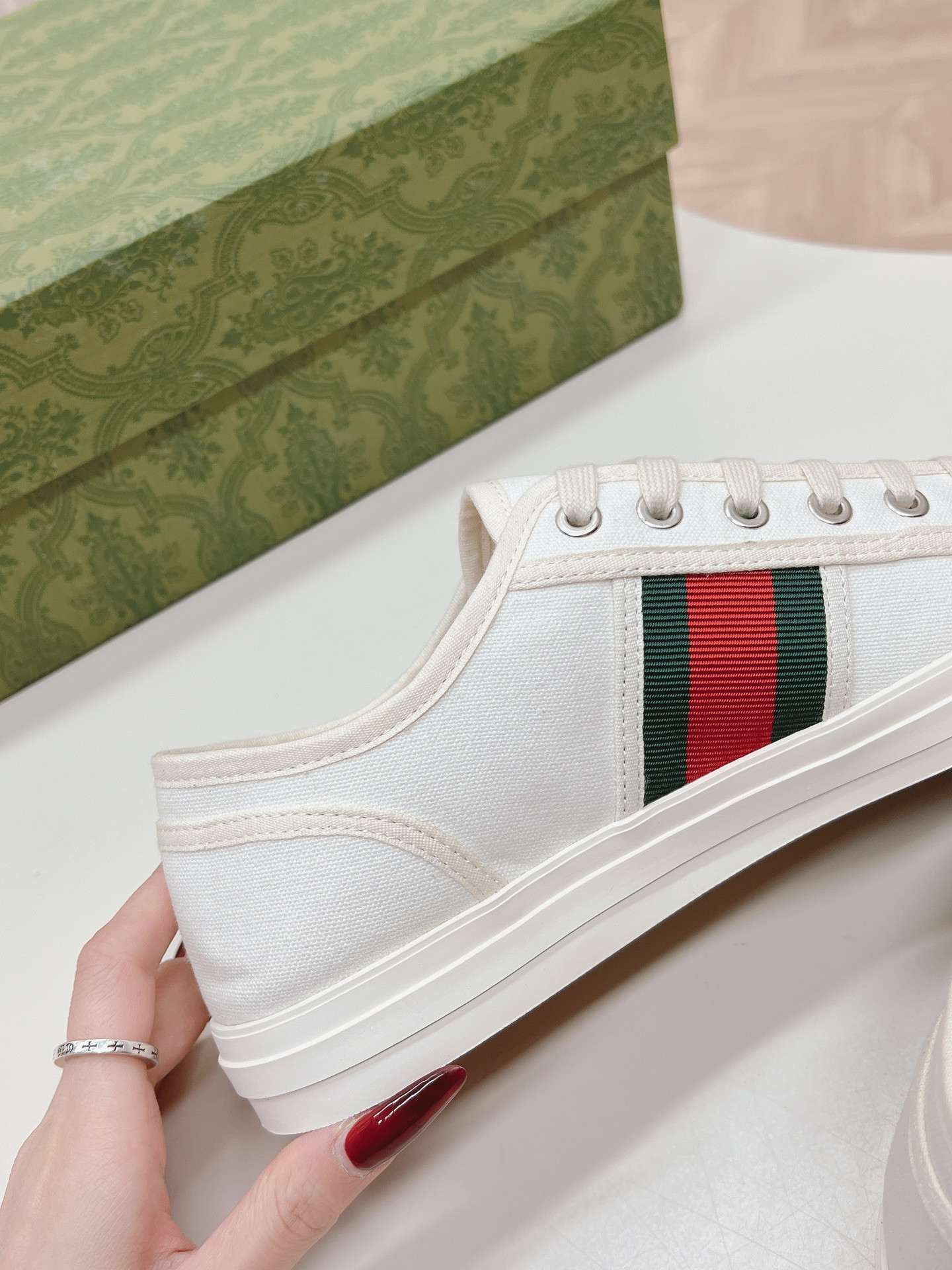 UA GUCCI SNEAKER WITH WEB