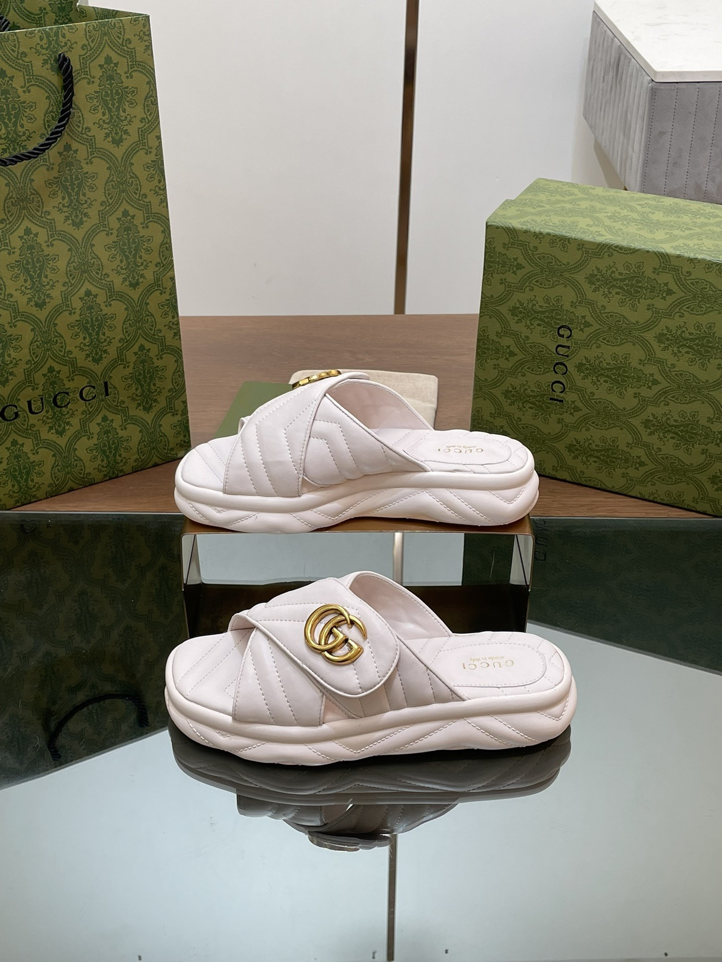 UA GUCCI WOMEN