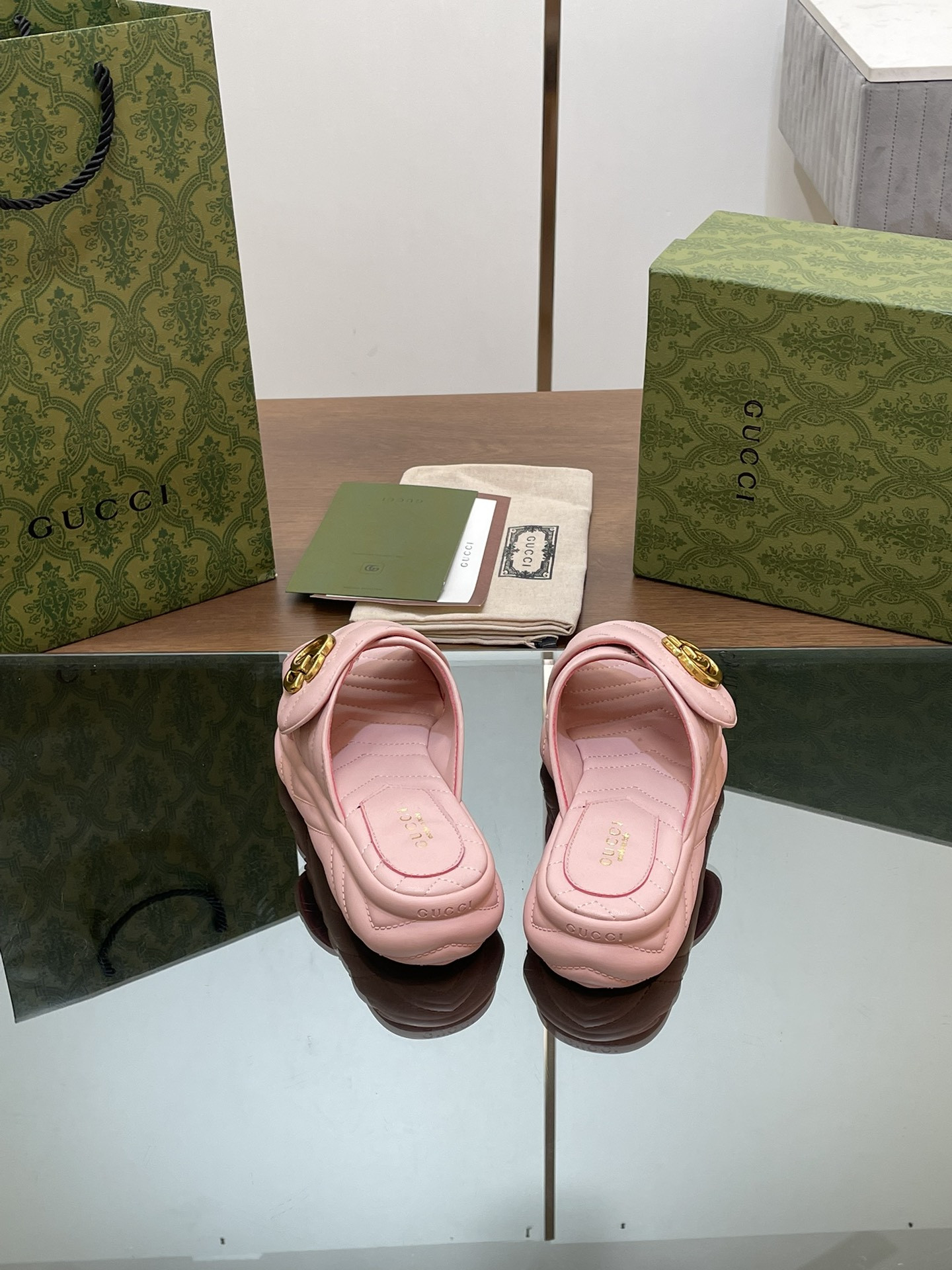 UA GUCCI WOMEN