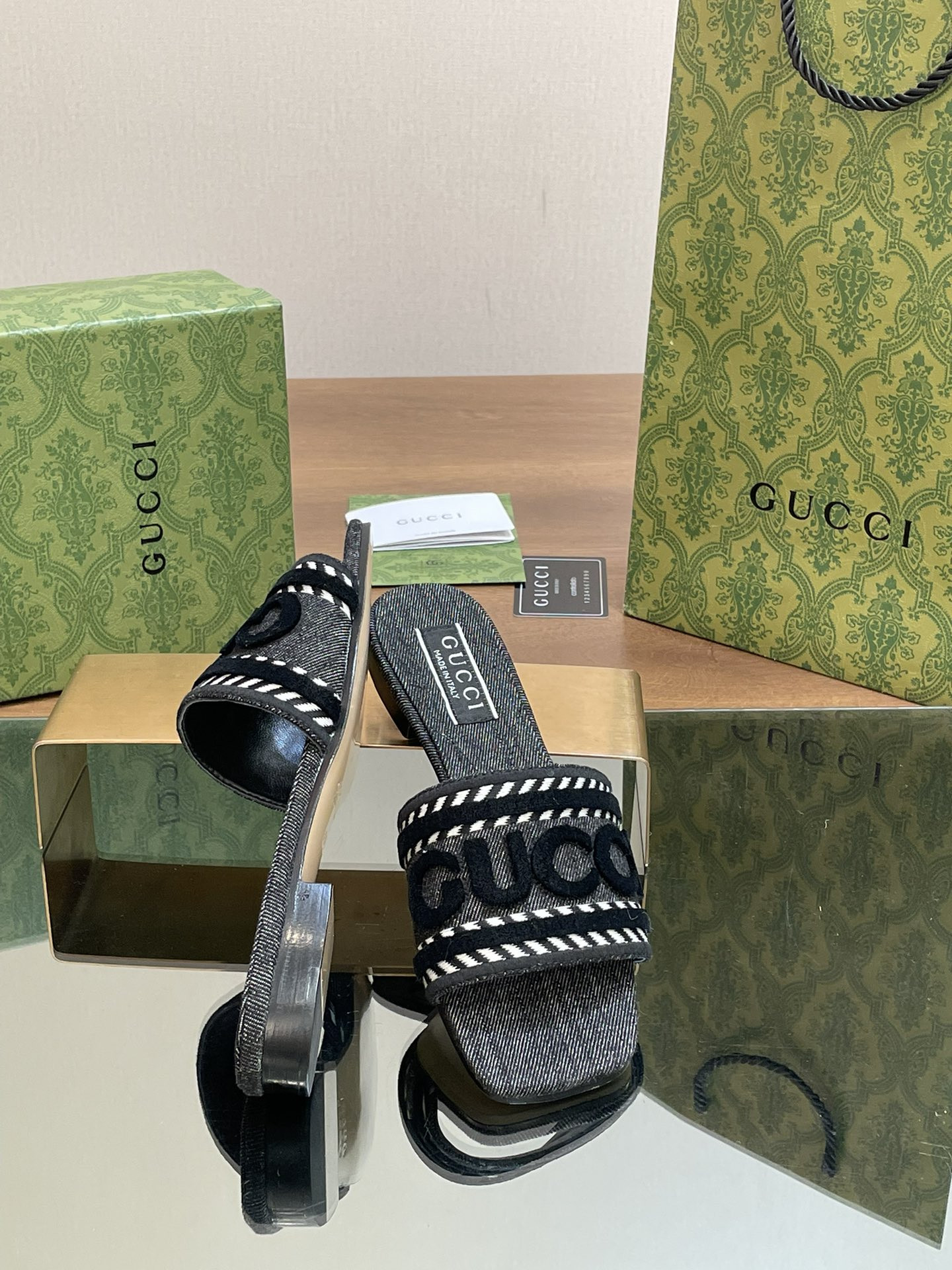 UA GUCCI WOMEN