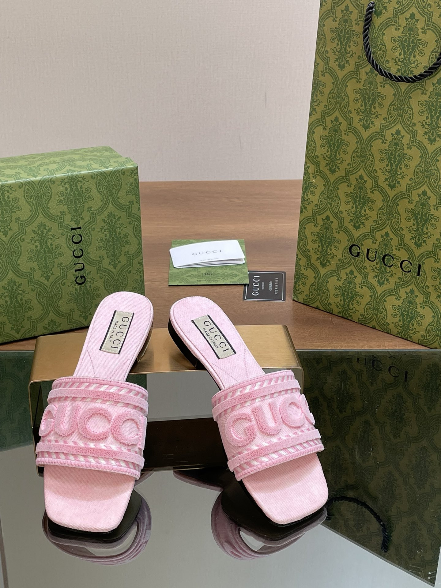 UA GUCCI WOMEN