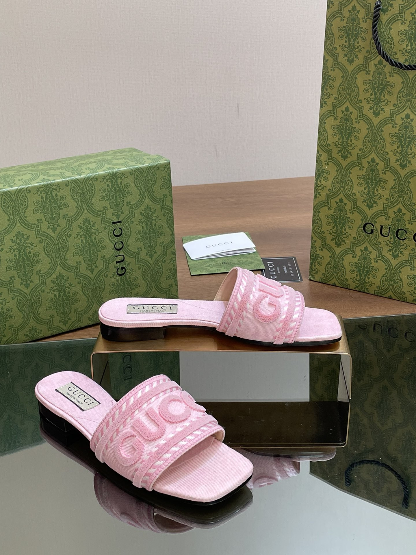 UA GUCCI WOMEN