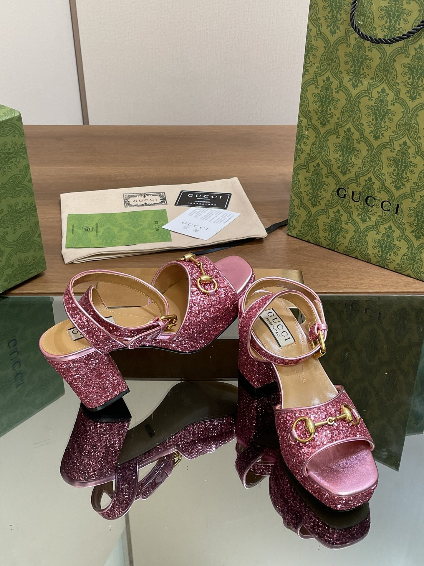 UA GUCCI HORSEBIT PLATFORM SANDAL