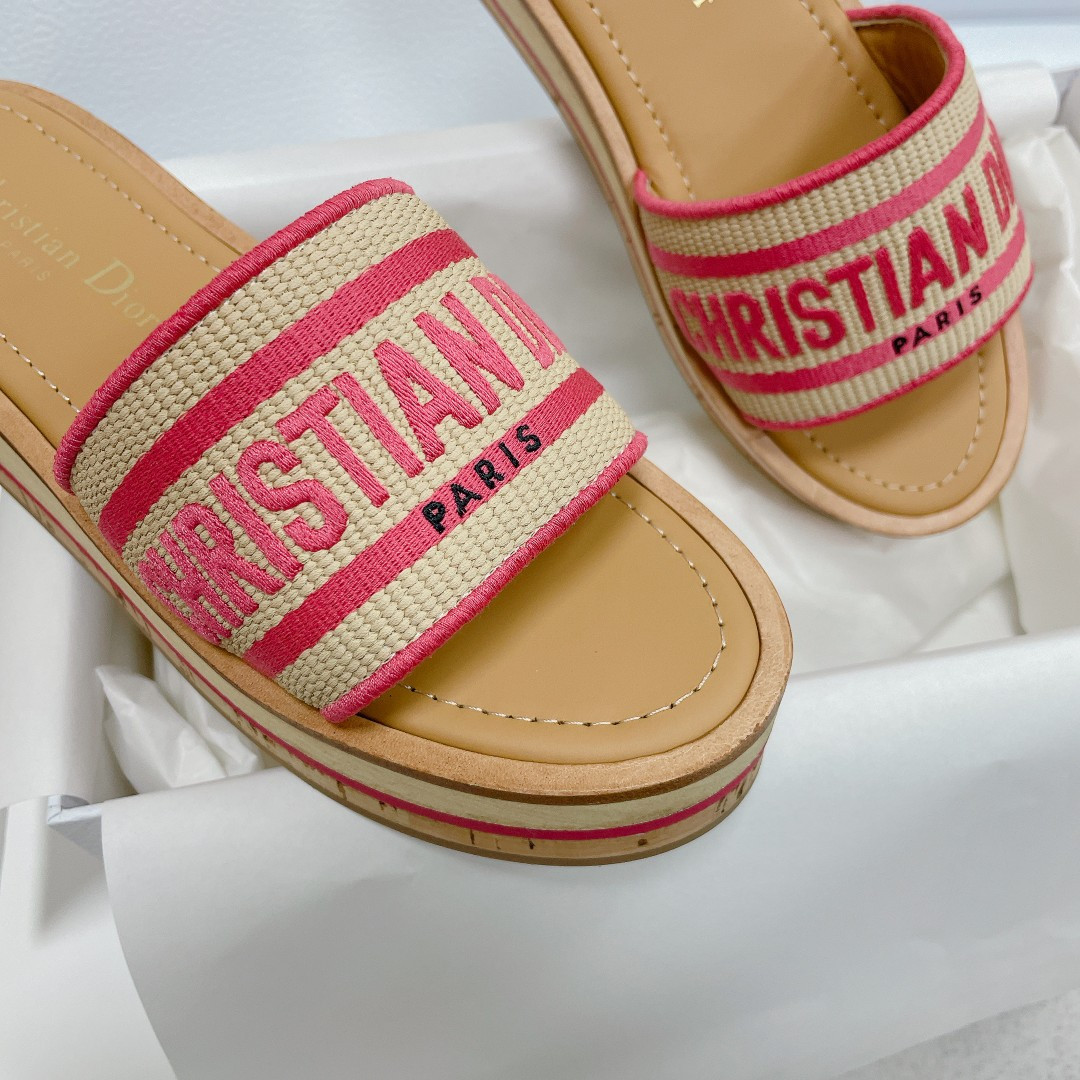 UA Dioriviera Dway Platform Slide Candy Pink