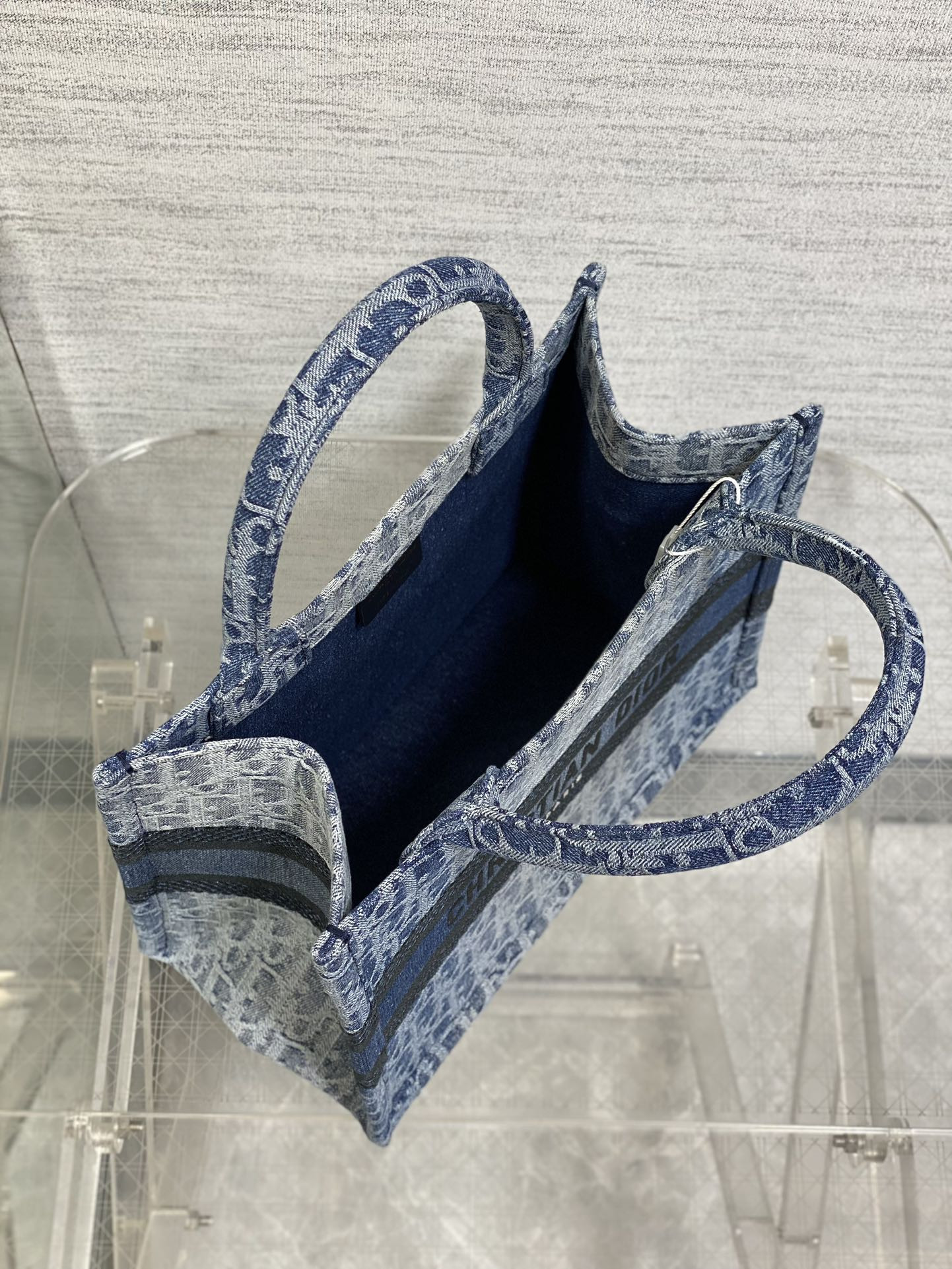 Large Dior Book Tote Blue Denim Dior Oblique Jacquard 26x8x22cm