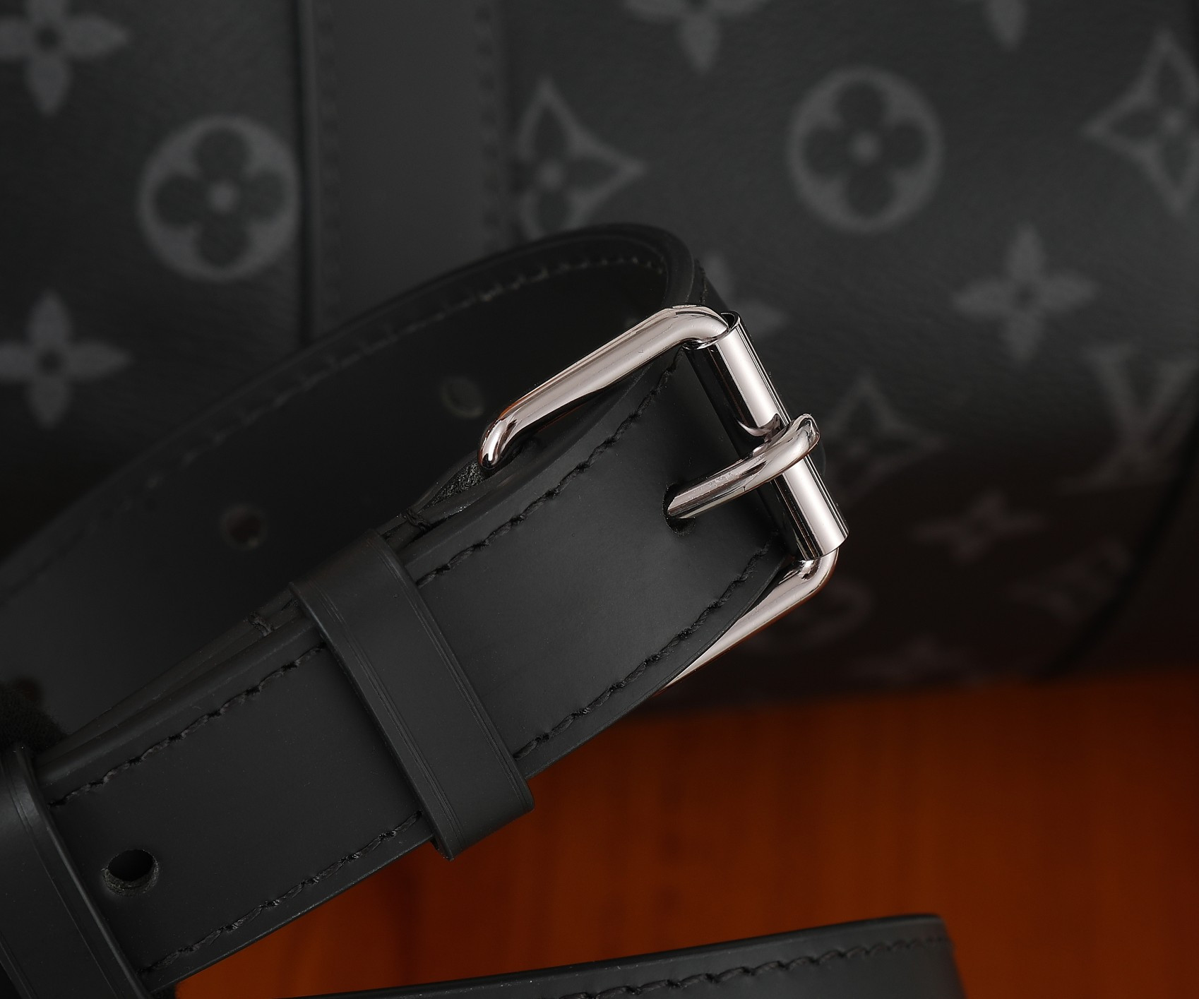 Louis Vuitton Keepall Bandoulière 45 M40569