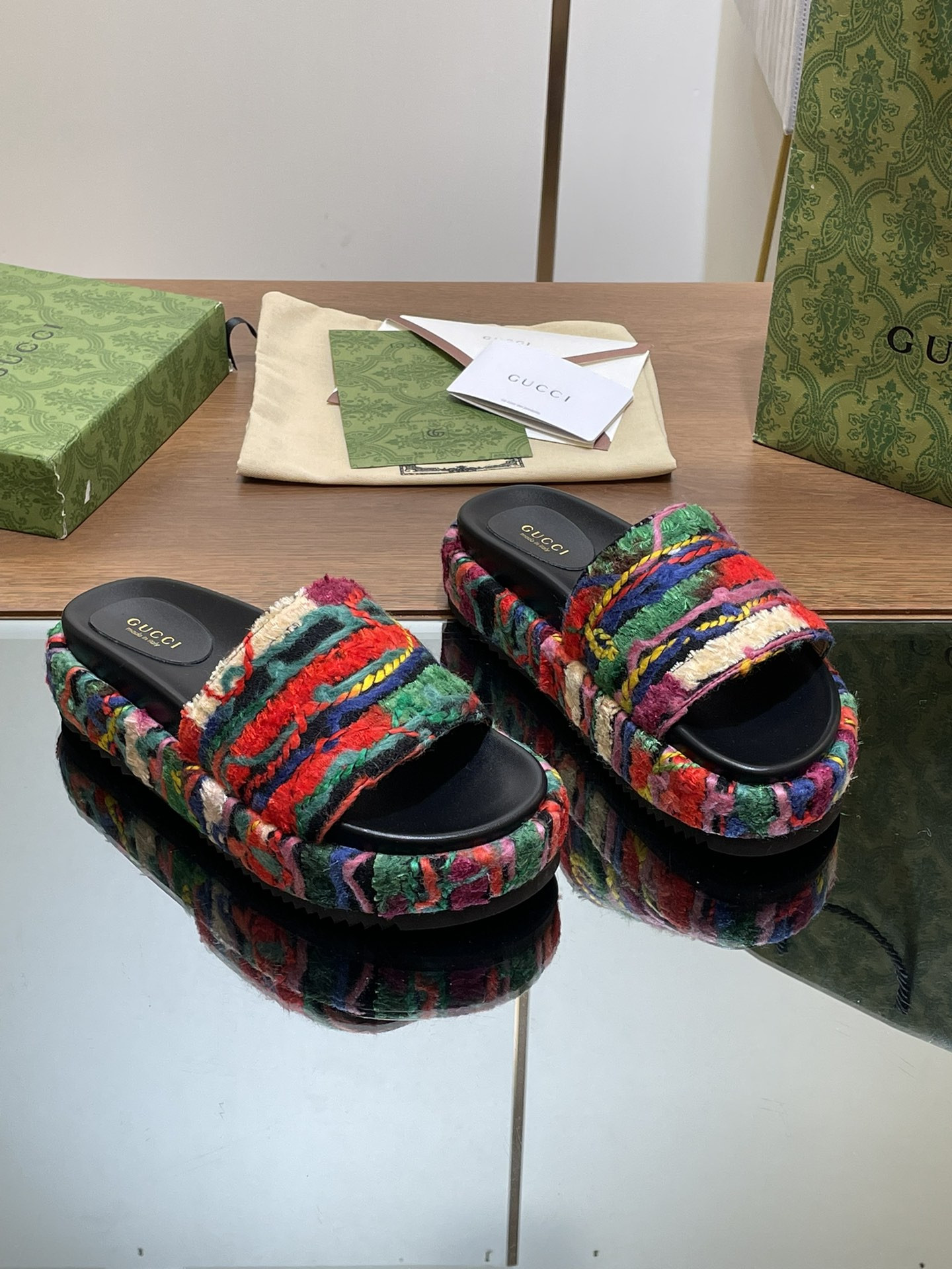UA GUCCI PLATFORM SLIDE