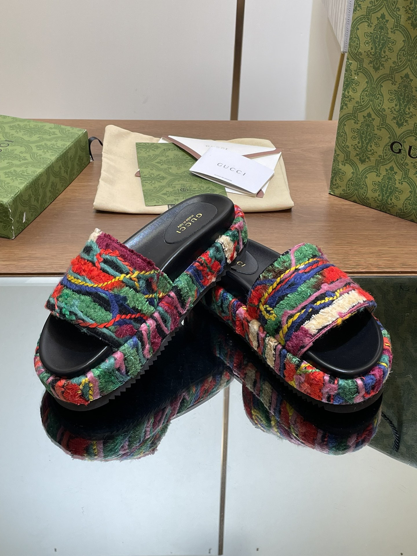 UA GUCCI PLATFORM SLIDE