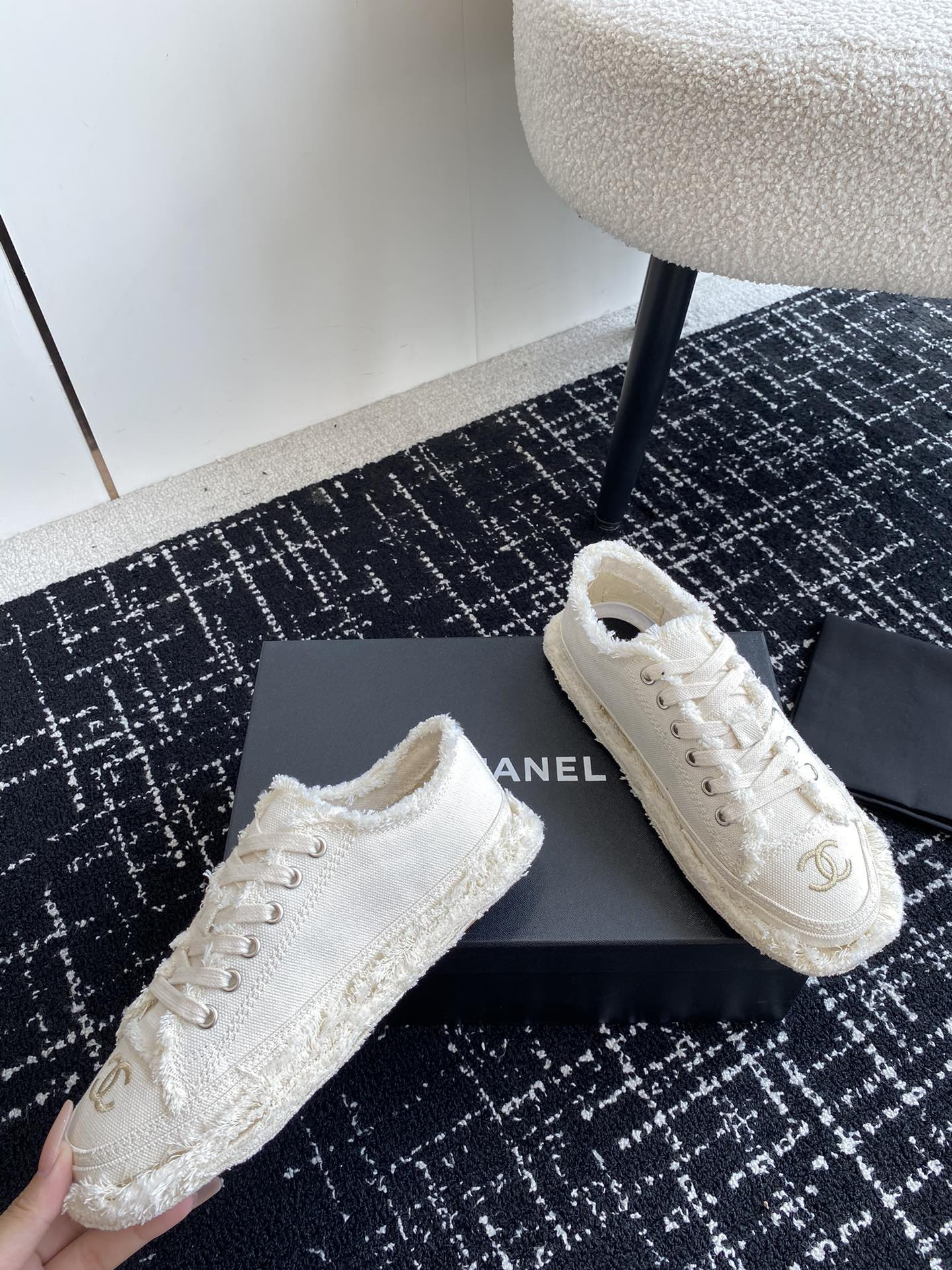 UA CHANEL SNEAKER