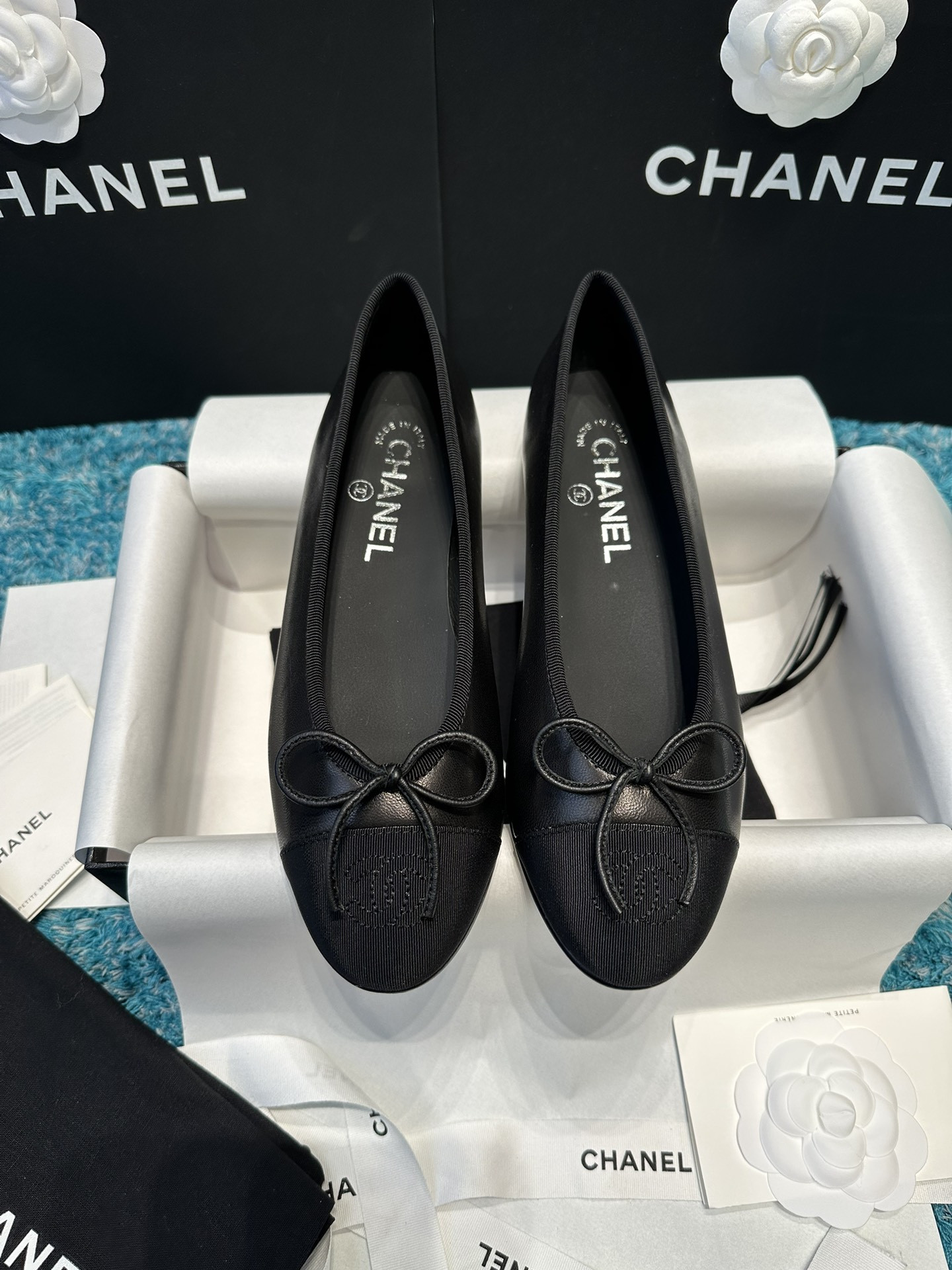 UA CHANEL BALLET FLATS