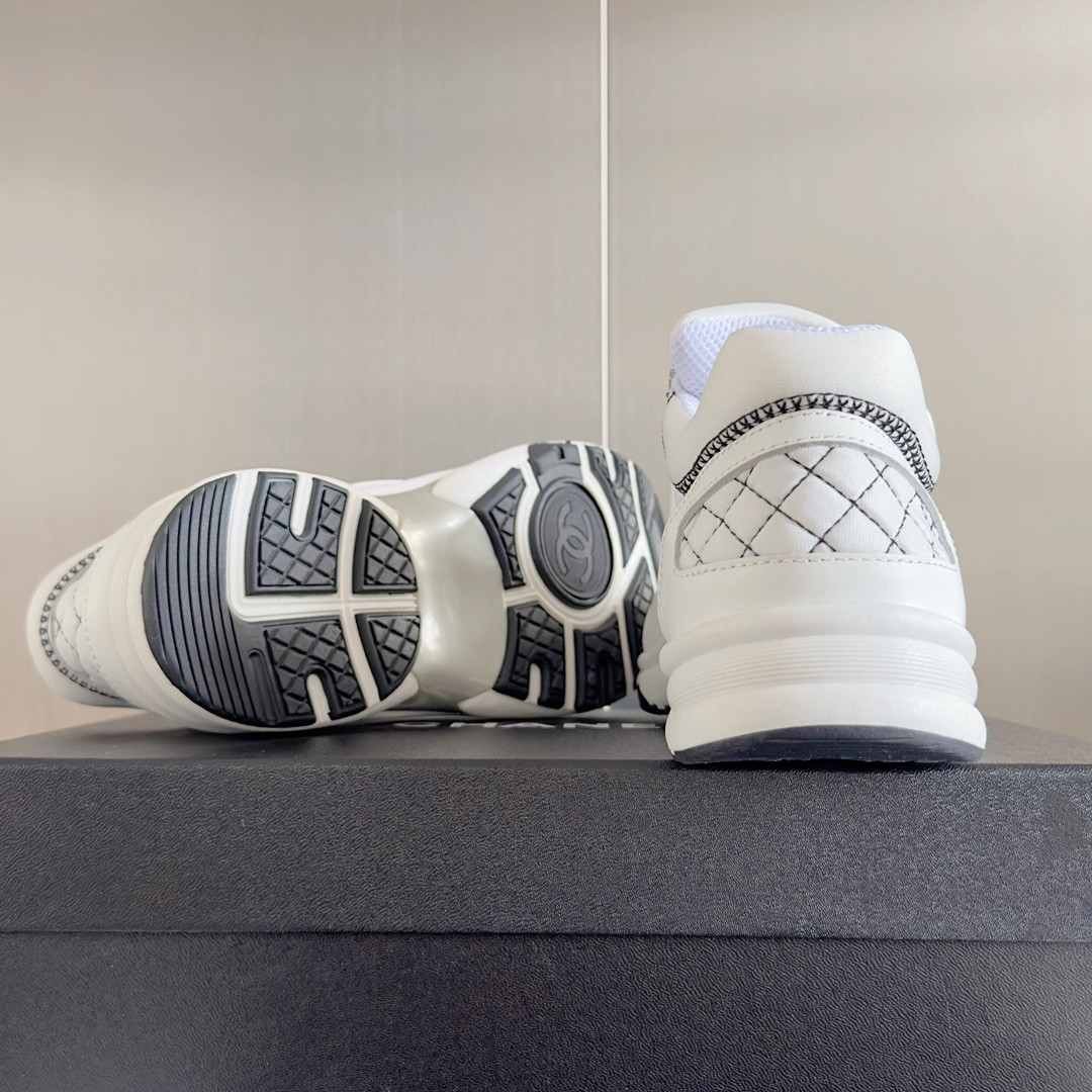 UA CHANEL SNEAKER