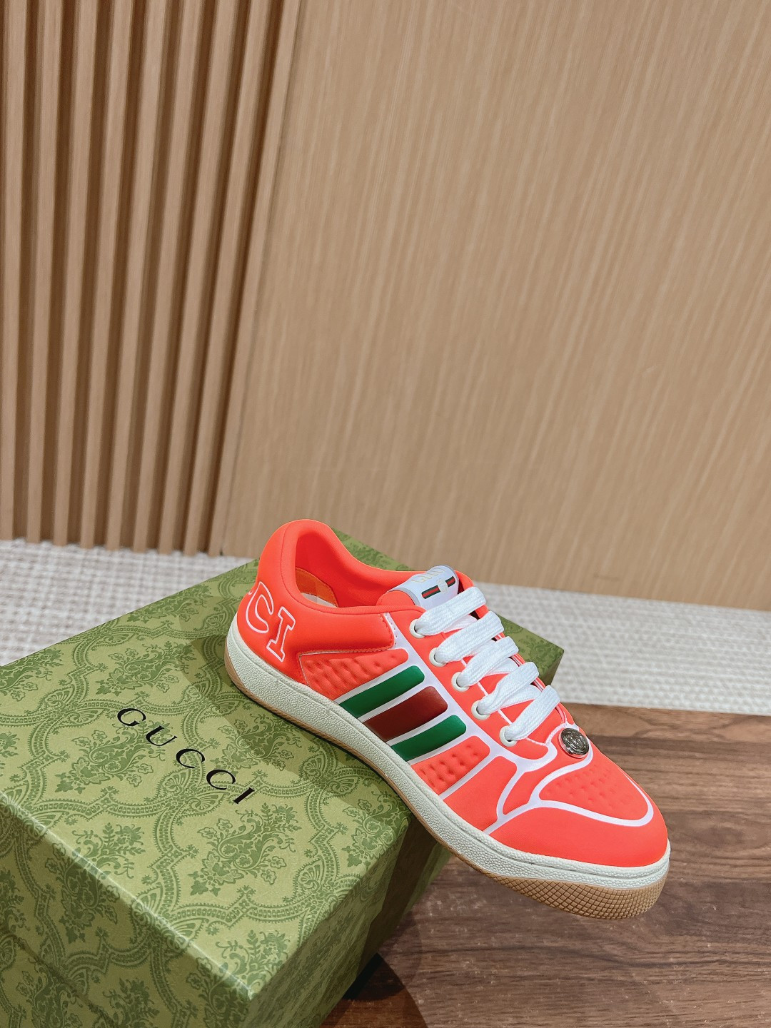 UA GUCCI SCREENER SNEAKER WITH WEB